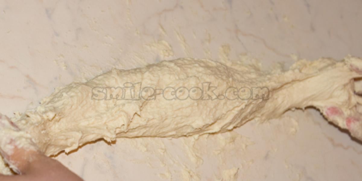 заміс хлібного тіста заміс хлібного тіста