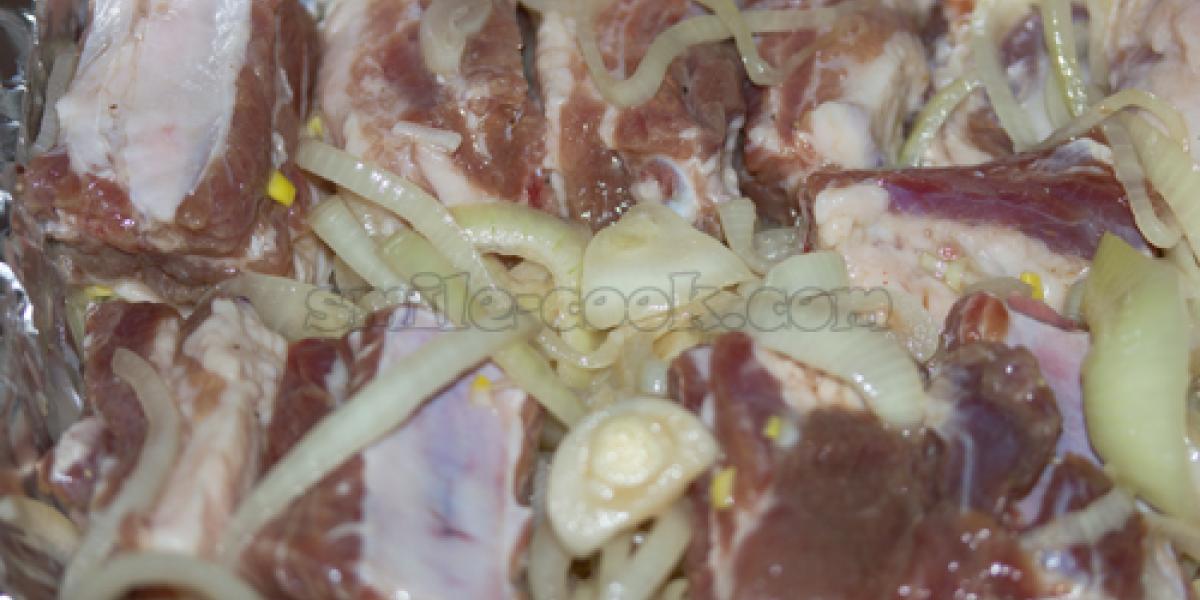 реберця з цибулею реберця з цибулею